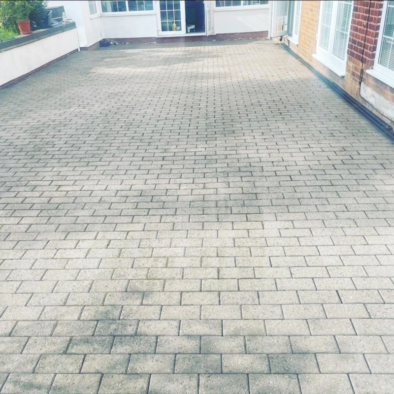 Driveway and Rain Gutter Cleaning in Birmingham
