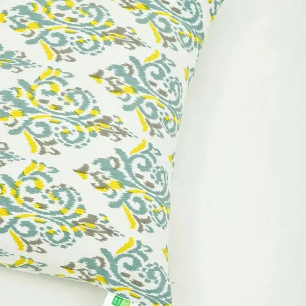 How to Mix and Match Printed Cushion Covers for a Stylish Sofa