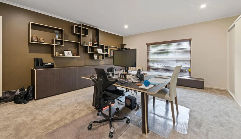 Garage Conversion Specialists: Turn Messy Spaces into Cozy Home Offices in One Week