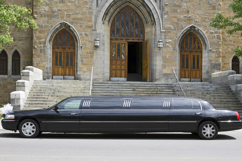 Benefits of Hiring a Limo Service in Manhattan