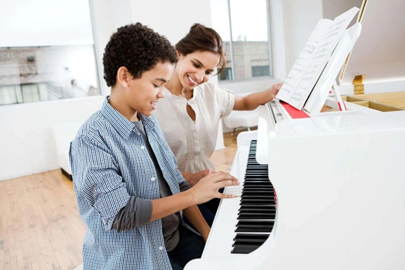 Master the Keys: Exceptional Piano Lessons in Toronto | Volo Academy of Music