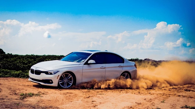 All you need to know about renting a car in Dubai - 2022 guide