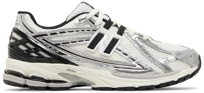 1906A New Balance: A Seamless Blend of Innovation and Comfort