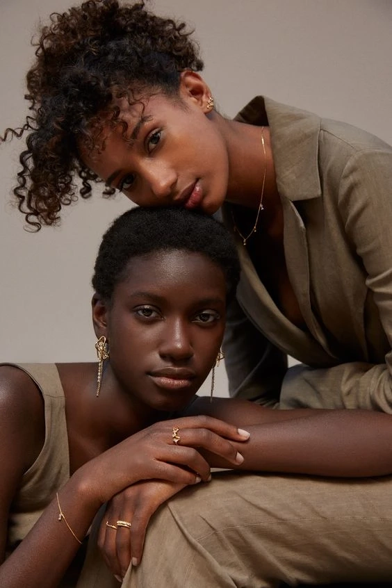 The Great Debate: Short vs. Long Curly Haircuts