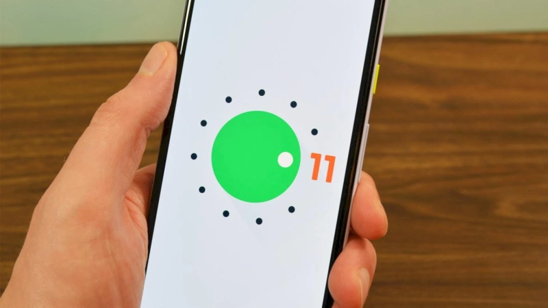 Android 11 will sometimes force you to use the built-in camera app