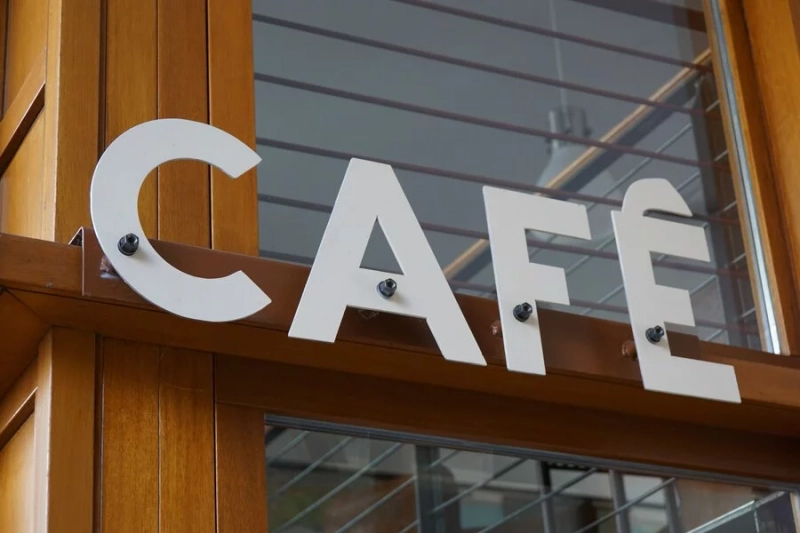 Standing Out in the West Metro: Elite Storefront Signs for Minnetonka Brands