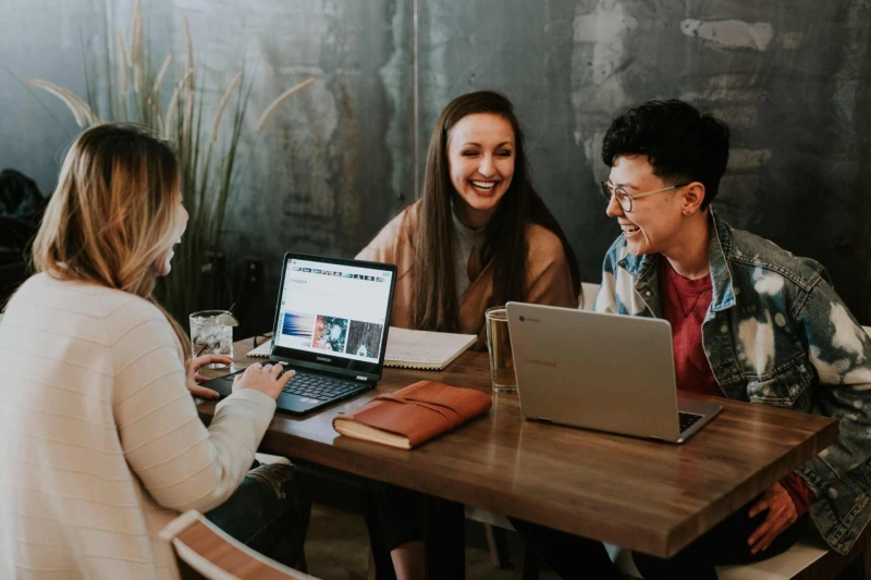 5 Tips For Staying Positive At Work