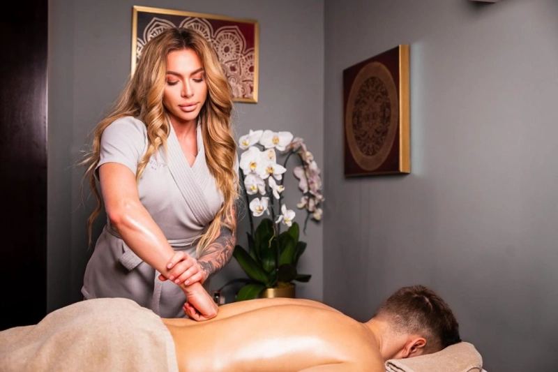 Embracing Serenity: The Acoustic Oasis at The Massage Centre