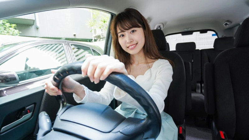 Buy Car Insurance Online or Offline? What You Need to Know Before You Decide