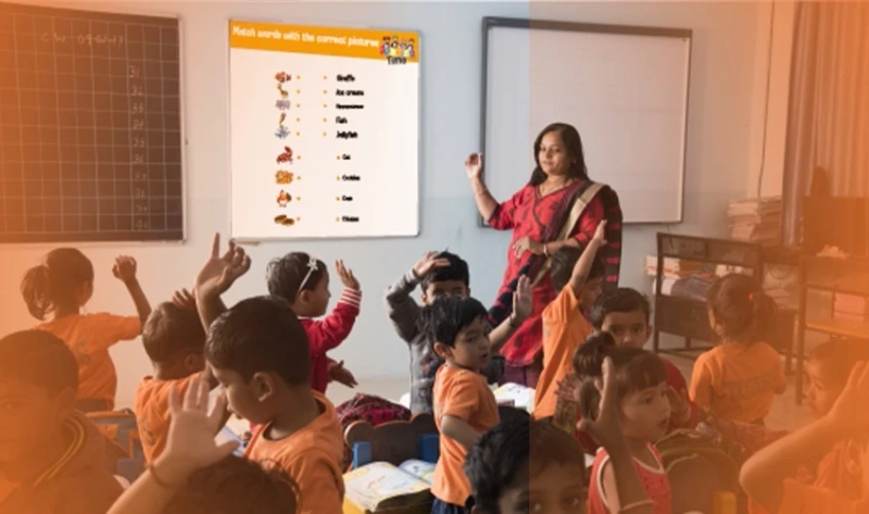 Online school management system in schools