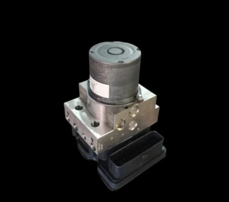 ABS Warning Light: 7 Common Myths Drivers Still Believe (And the Truth Behind Them)