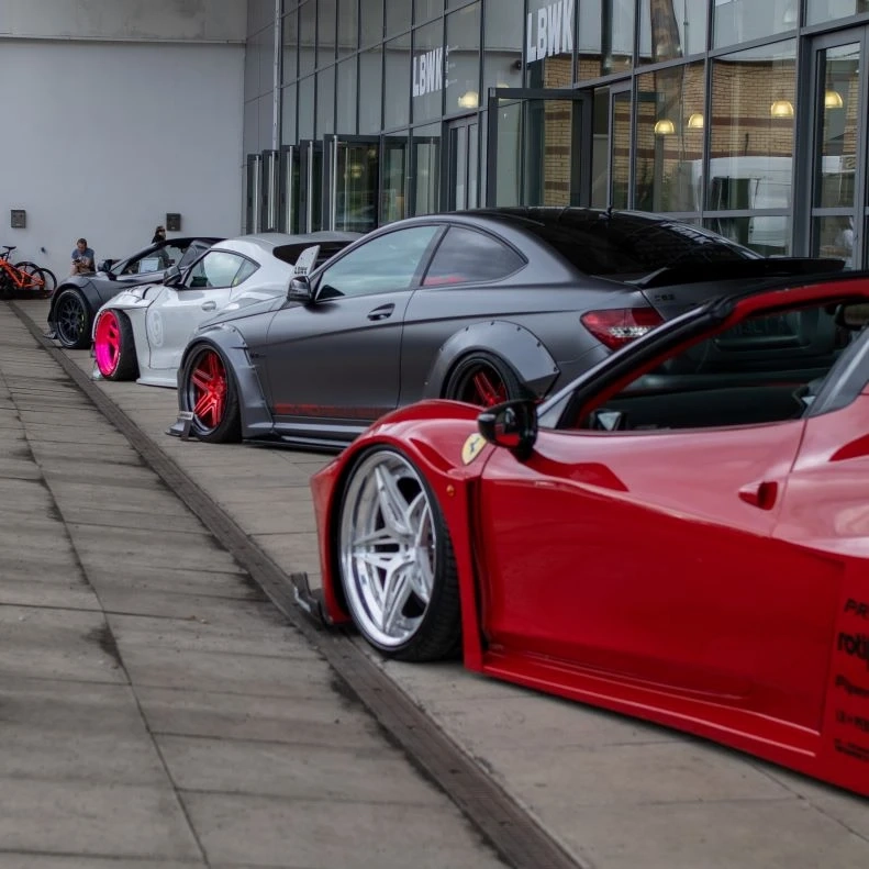 Sports Cars A Symbol of Status