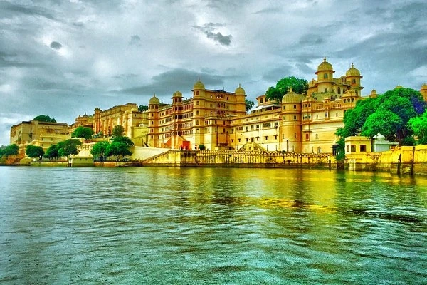 Exploring the Cultural and Historic Wonders of Udaipur