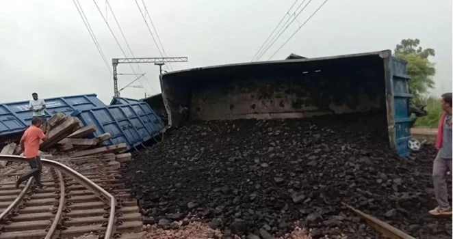 MAJOR ACCIDENT ON DELHI-ROHTAK RAILWAY LINE