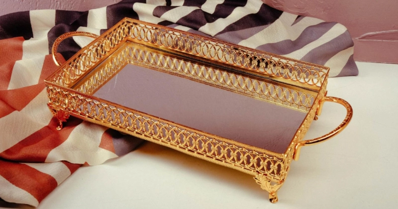 Trays: The Secret to a Neat and Stylish Home