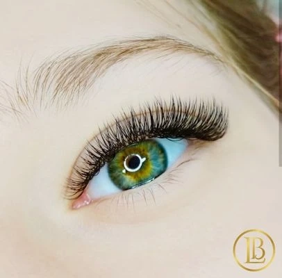 Beauty Procedures for Eyebrows, Lashes in Sarasota