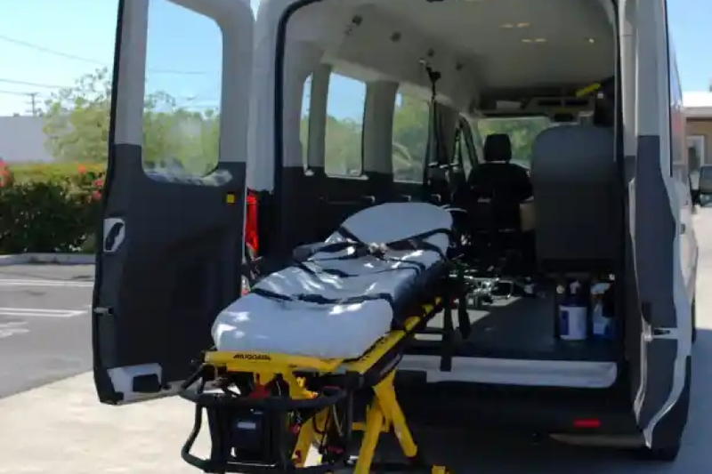 Navigating Traffic and Road Conditions: Ambulance Transport Service in Union County