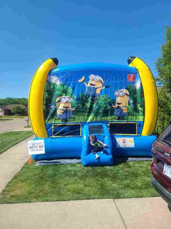 Fun Inflatable Bouncy Houses in St. Clair Shores: Rentals Available