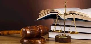 How to Choose the Right Immigration Lawyer