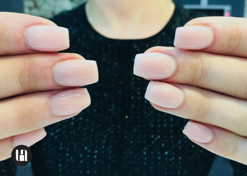 Advantages of SNS Nails