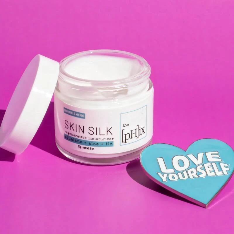 Silk Moisturizer: The Ultimate Solution for Dry and Oily Skin