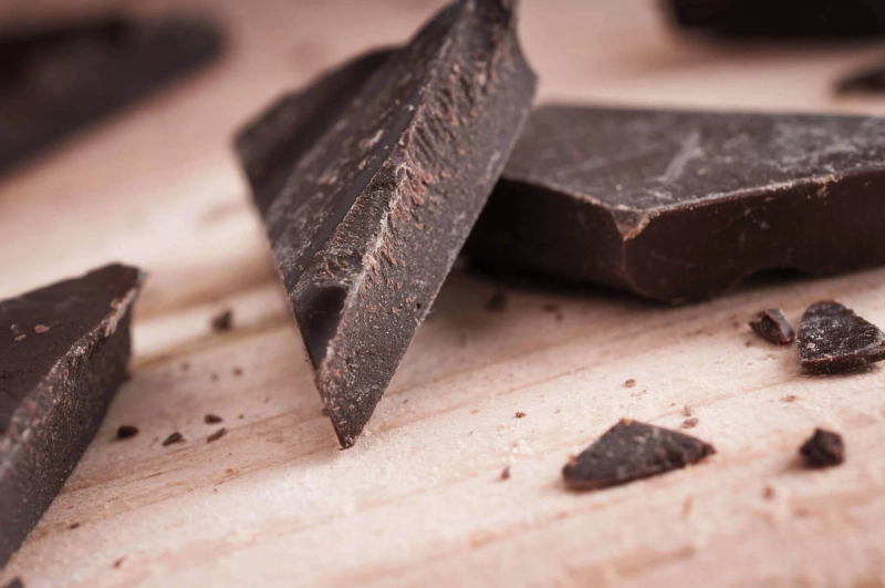 Dark chocolate can help improve the health of your heart