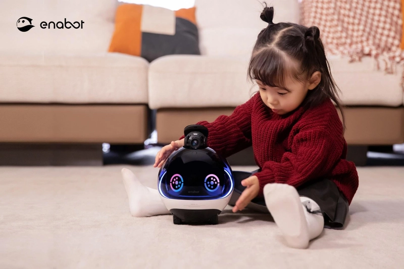 Why Home Tech Robots Are the Future of Smart Living