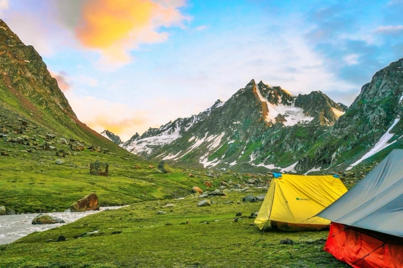 Best Places to Trek in Himachal Pradesh – Complete Trekking Guide