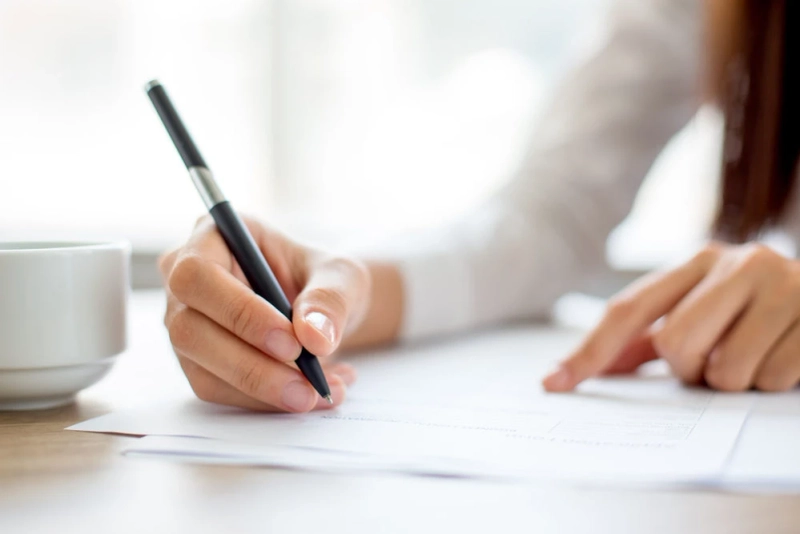 How a Tender Consultant Boost Your Chances of Winning the Bid