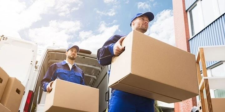 Avoid hiring Shri Shyam packers and movers Raipur during peak season and peak time of the day