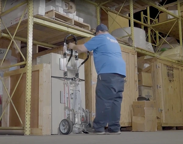 Set These 4 Warehouse Material Handling Goals for the New Year