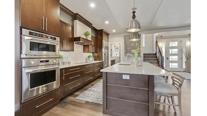 Transform Your Home with Premium Shelving and Custom Cabinets in Green Bay