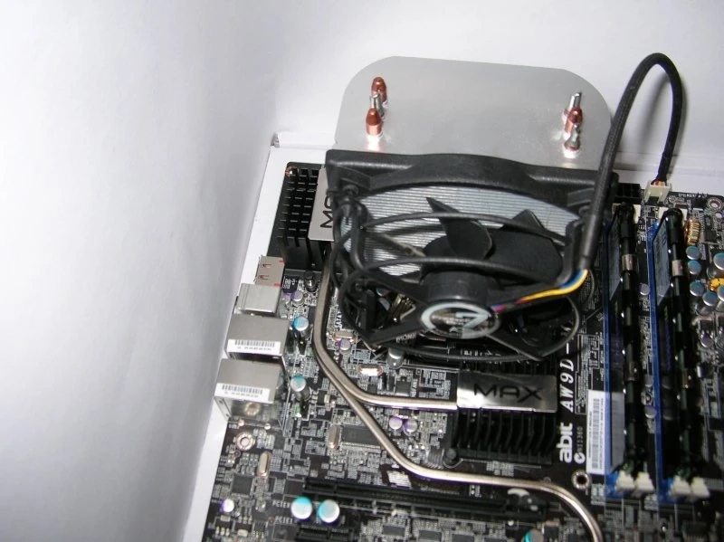 How to Clean the Motherboard