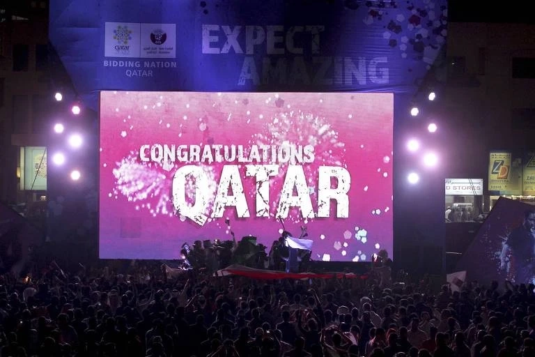 Acusações de suborno aumentam questionamentos sobre Copa no Qatar