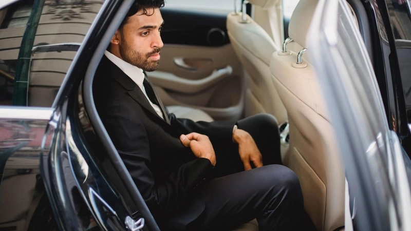 Luxury Redefined: Indulgent Car Service in Phoenix for Discerning Travelers