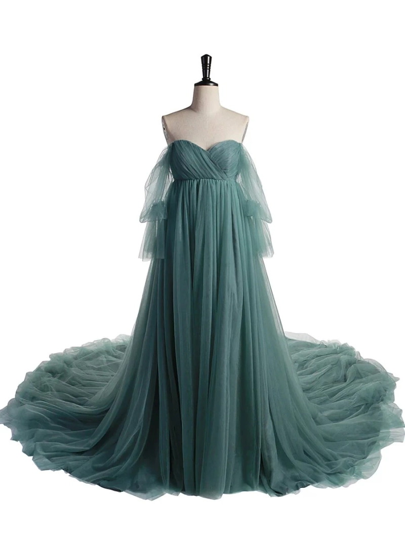 What is a Tulle Maternity Dress for a Photo Shoot?