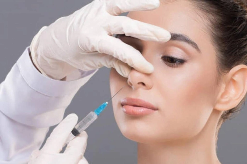Choosing the Right Rhinoplasty Surgeon: A Comprehensive Guide