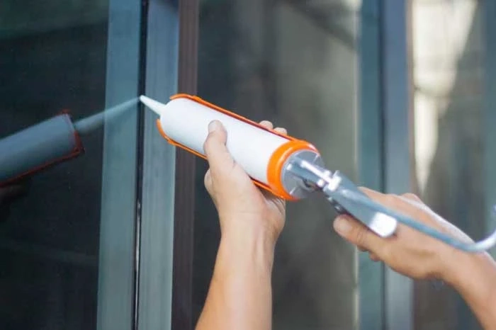 A Few Popular Adhesives Used In The Construction Industry