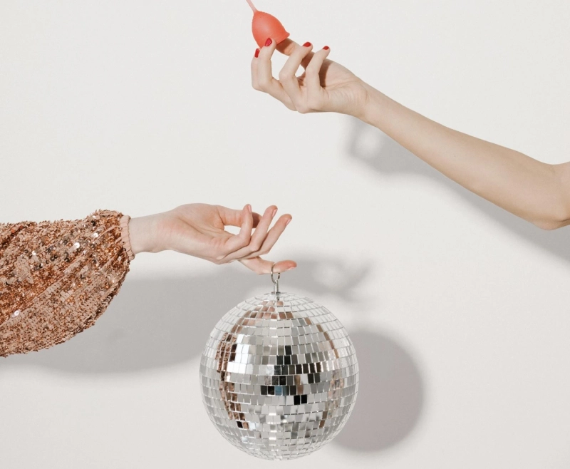 3 Reasons You Should Call Your Period a Disco Week