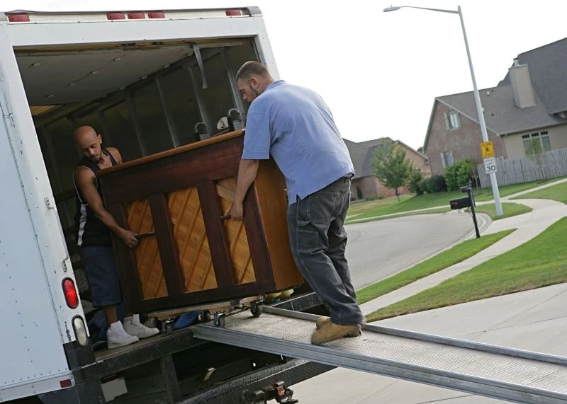 How to Safely Move Large and Fragile Items: Expert Tips for Pianos, Artwork, and More