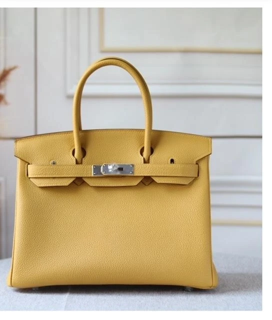 HERMES Birkin 30 Jaune: A Radiant Blend of Luxury and Artistry