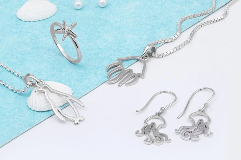Steps to Take While Caring For Your Silver Gemstone Jewelry