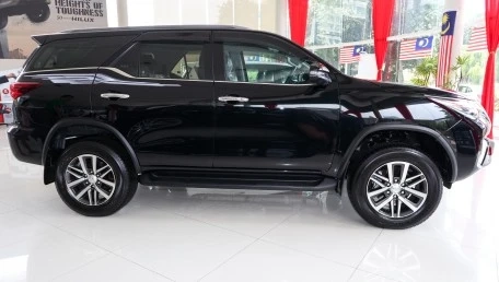 Toyota Value Hardcore Off-Road Vehicle: Toyota Fortuner