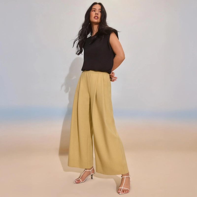 3 Ways to Turn Summer Styles Into Sophisticated Ensembles