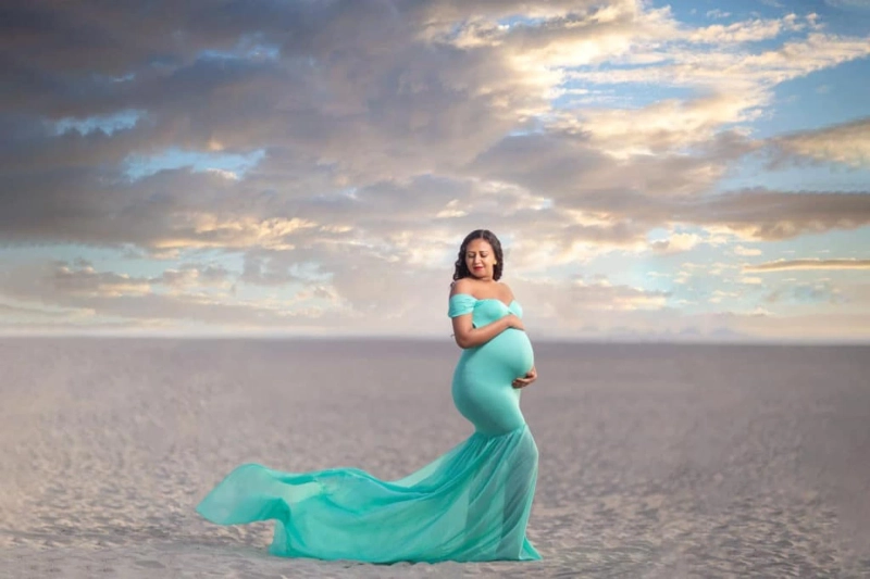 How To Feel Comfortable For Your Maternity Photos