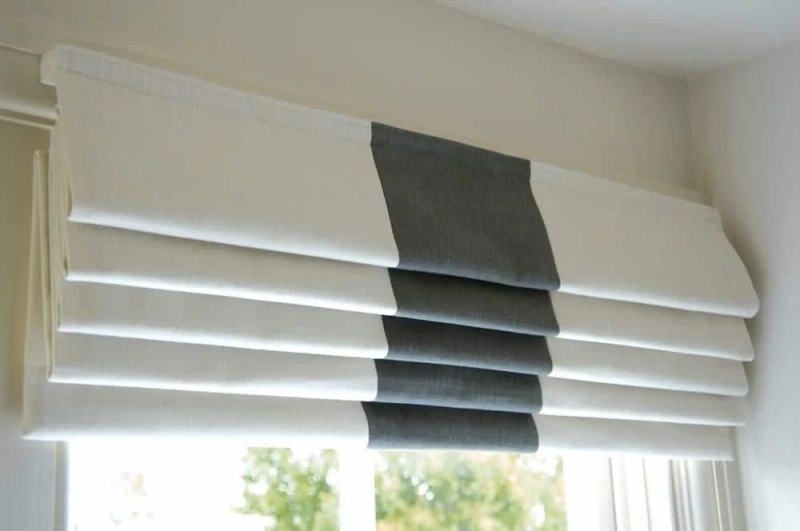 WHICH ARE THE BEST CURTAINS OR ROMAN BLINDS?