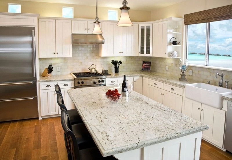 Does white granite come in different patterns and variations?