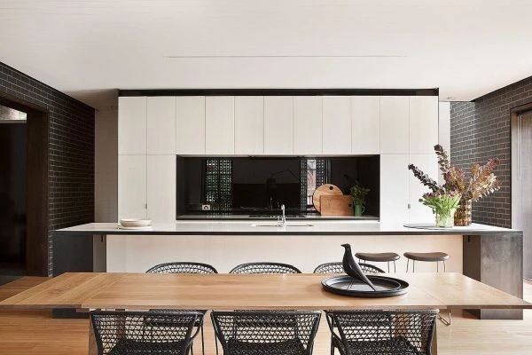 Modern Kitchen and Dining Design