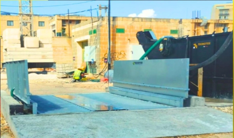 Dispositifs Industriels pour Lavage et Systèmes Hydrauliques Intégrés