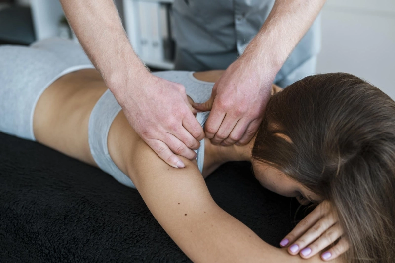 How Deep Tissue Massage Therapy Helps Heal Shoulder Injuries Naturally
